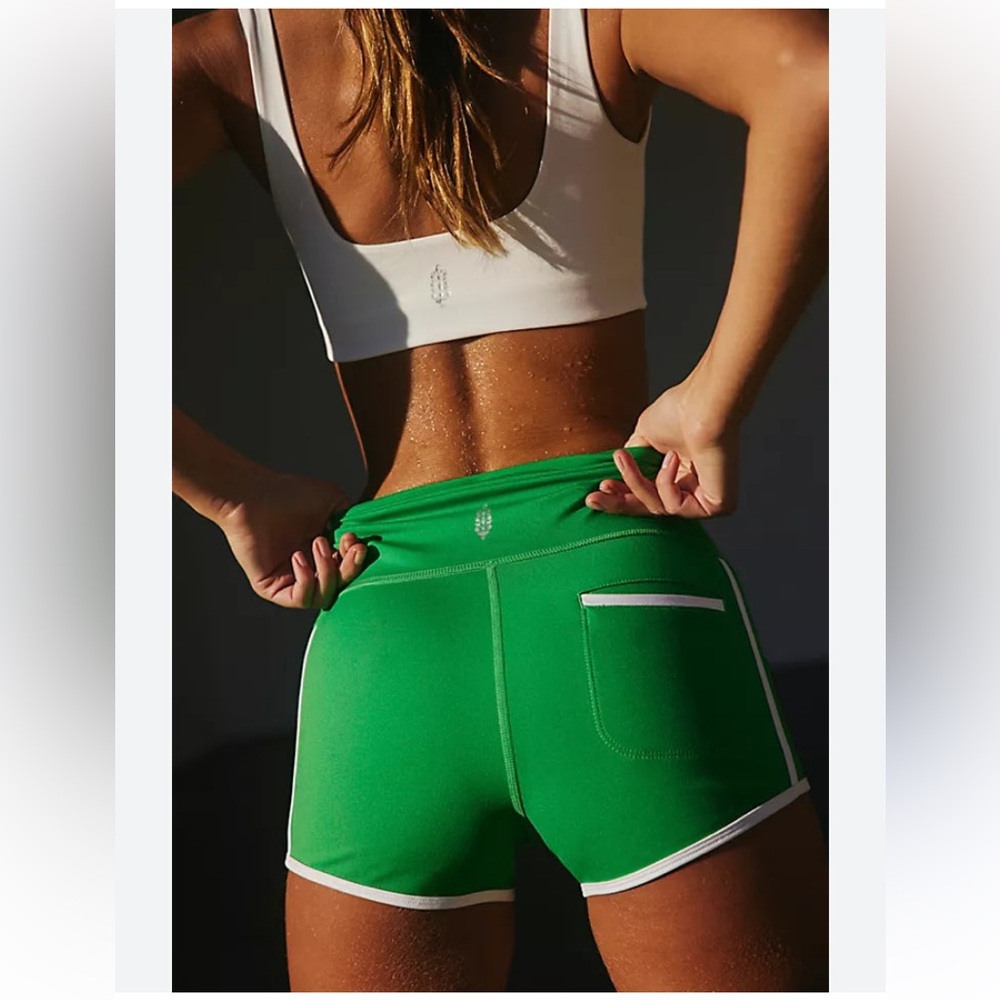 NWOT*Free People Movement Island Time Shorts Women's Small Green Sheen Combo